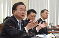 [포토] 답변하는 김부겸 행정안전부 장관