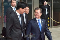 [포토] 시정연설 마치고 국회 떠나는 문재인 대통령