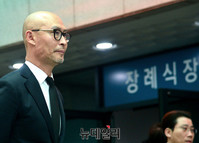 [포토] 故김주혁 떠나보내는 김종도 대표