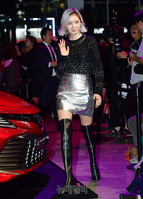 [포토] 실버스커트도 무난히 소화해내는 아이린