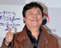 [포토] 시상식 찾은 남진, 환한 미소로 엄지척