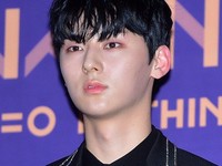 [포토] 워너원 황민현, 조각같은 외모
