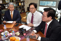 [포토] 예산안 놓고 모인 여야3당 원내대표