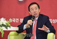 [포토] 시국 토크 콘서트, 발언하는 자유한국당 김성태 의원