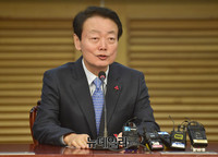 [포토] 중립후보 선출 소감 밝히는 한선교 의원