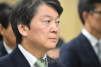 [포토] 박주원 징계 앞두고 굳은 얼굴의 안철수