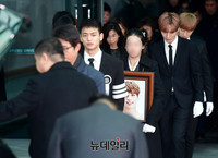 [포토] 샤이니 종현, 발인식 엄수