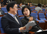 [포토] 대화 나누는 추미애-우원식