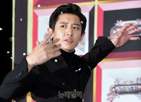 [포토] 포즈 취하는 엑소 찬열