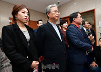 [포토] 통합반대, 질문에 답하는 '최경환-유성엽'