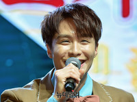 [포토] 엔플라잉 권광진, 매력적인 미소