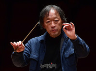 [포토] '원코리아 유스 오케스트라' 지휘하는 정명훈 지휘자