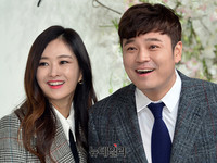 [포토] 류현진 결혼식 찾은 추신수-하원미 부부