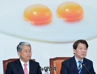 [포토] 나란히 앉은 안철수-김동철