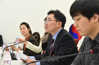 [포토] 자유한국당 혁신위 첫 회의 주재하는 김용태 위원장