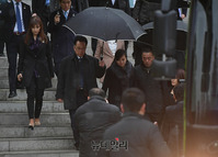 [포토] 국립극장 나서는 현송월 일행