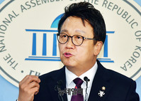 [포토] 사찰의혹 제기하는 민병두 더불어민주당 의원