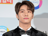 [포토] 레드카펫 선 빅톤 승식, 부드러운 외모