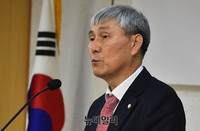 [포토] 축사하는 조훈현 자유한국당 의원