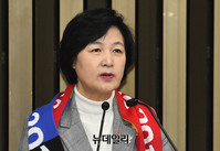 [포토] 모두발언 하는 추미애 더불어민주당 대표