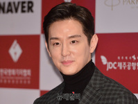 [포토] 권율 "시상식 사회 맡았어요"