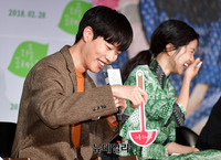 [포토] 입담 과시하는 류준열