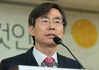 [포토] 인사말 하는 조경태 국회 기획재정위원장