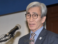 [포토] 질문에 답하는 정해구 정책기획위원장