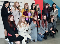 [포토] 우주소녀 "여름-다영 졸업 축하해요"