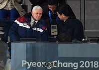 [포토] 대화 나누는 마이크 펜스-아베