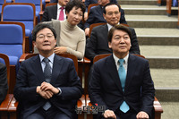 [포토] 합동연석회의 찾은 안철수-유승민