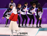 [포토] 세러모니 선보이는 女쇼트트랙 계주 대표팀