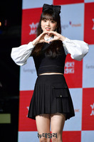 [포토] 하트그리는 위키미키 지수연