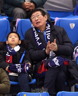 [포토] 피겨 관람하는 조환익 전 한전 사장