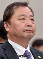 [포토] 외통위 전체회의 참석한 황인성