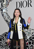 [포토] 부산 백화점에 깜짝 등장한 장윤주