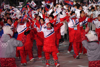 [포토] 폐회식 입장하는 北선수단