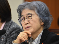 [포토] 답변하는 박은정 국민권익위원장