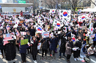 [포토] 3.1절 태극기 흔드는 종교단체