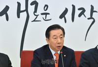 [포토] 발언하는 김성태 자유한국당 원내대표