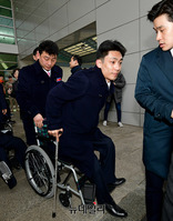 [포토] 북한 동계패럴림픽 선수단과 대표단 입경