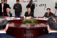 [포토] 예비후보 면접서 발언하는 홍문표 한국당 공천관리위원장