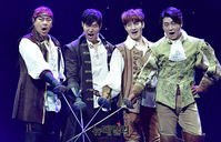 [포토] '삼총사' 김법래-유준상-손호영-민영기 "우리는 하나"