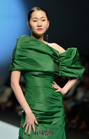 [포토] 장윤주, 매혹적인 런웨이