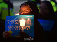 [포토] 촛불 들고 미국대사관으로 향하는 수녀