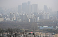 [포토] 미세먼지와 안개로 짧은 가시거리