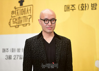 [포토] 이민우-여진구와 푸드트럭 도전하는 홍석천