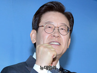 [포토] 화이팅 외치는 이재명 성남시장