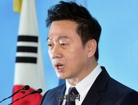 [포토] 정봉주 "BBK의혹 제기 사건 재심 청구하겠다"