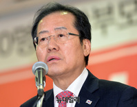 [포토] 학부모100 토크콘서트, 발언하는 홍준표